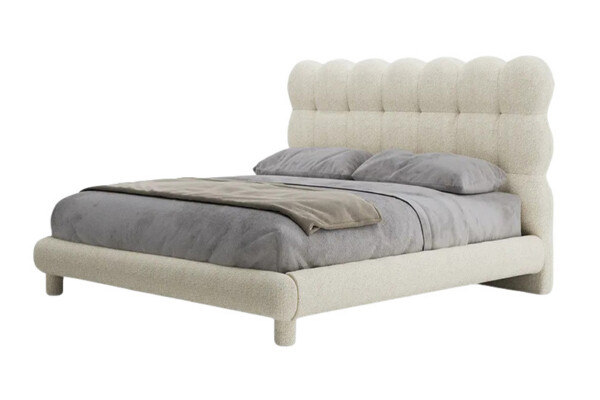 A Cama Estofada Florença AD Boutique exibe cabeceira capitonê com acabamento premium, estofamento cinza e base bege exclusiva.